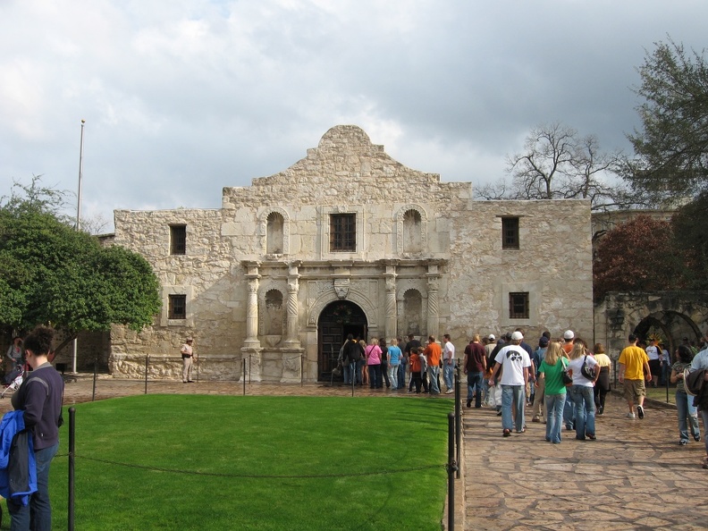 Alamo2.JPG