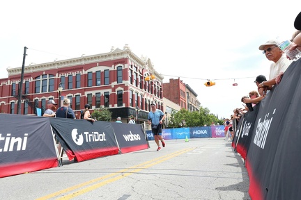 33 m-FPIX-3-01254659-DIGITAL HIGHRES-7847 087109-49857998